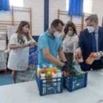 Las empresas Marnys y Limyser se suman a las donaciones con 1.500 kilos de productos de primera necesidad y 250 geles de higiene personal