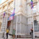 La alcaldesa invita a engalanar los balcones y fachadas con distintivos LGTBI para celebrar el Día del Orgullo
