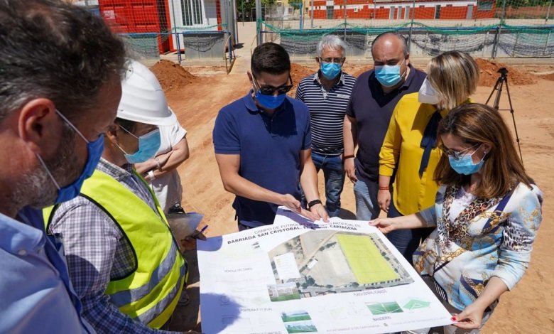 Las inversiones municipales arrancan con el consultorio de Santa Ana y los campos de fútbol de El Bohío y Molinos Marfagones