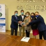 Entregan a la UPCT el primer respirador sanitario para enfermos de coronavirus