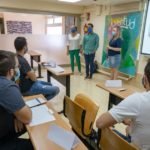 Retorno Activo logra la inserción laboral del 70% de los jóvenes que han participado este verano