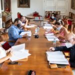 La alcaldesa pide rastreadores militares para frenar la propagación del coronavirus