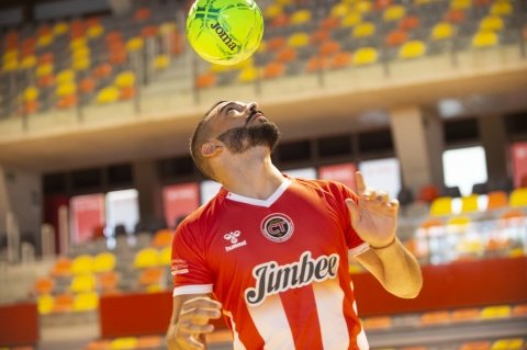 Juan Emilio: “No vengo a otra cosa que a ganar títulos” Juan Emilio: “No vengo a otra cosa que a ganar títulos”