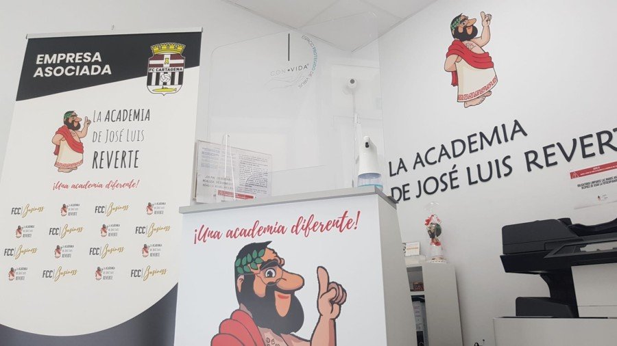 LA ACADEMIA DE JOSÉ LUIS REVERTE ofrece un servicio de refuerzo por las mañanas