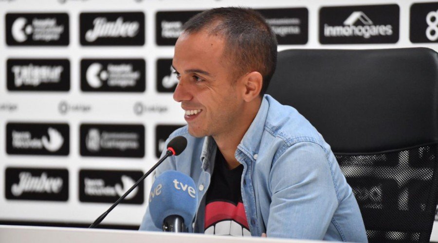 Borja Jiménez: “Todos los jugadores van a ser muy importantes para afrontar los próximos partidos” Borja Jiménez: “Todos los jugadores van a ser muy importantes para afrontar los próximos partidos”