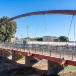 Corte del puente peatonal que conecta el Barrio de la Concepción con la calle Real para repararlo Corte del puente peatonal que conecta el Barrio de la Concepción con la calle Real para repararlo