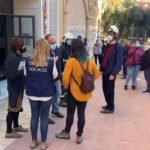 Bomberos y Policía Local desalojan a 52 familias por un incendio en un garaje en la calle Canigó Bomberos y Policía Local desalojan a 52 familias por un incendio en un garaje en la calle Canigó