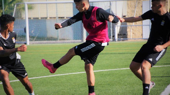 El filial viaja a Mazarrón para recuperar una nueva jornada pendiente El filial viaja a Mazarrón para recuperar una nueva jornada pendiente