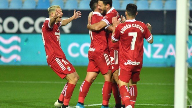 El FC Cartagena consigue una importante remontada en su campo talismán (1-2)