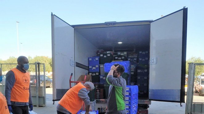 FCC | Business se suma a la recogida del Banco de Alimentos