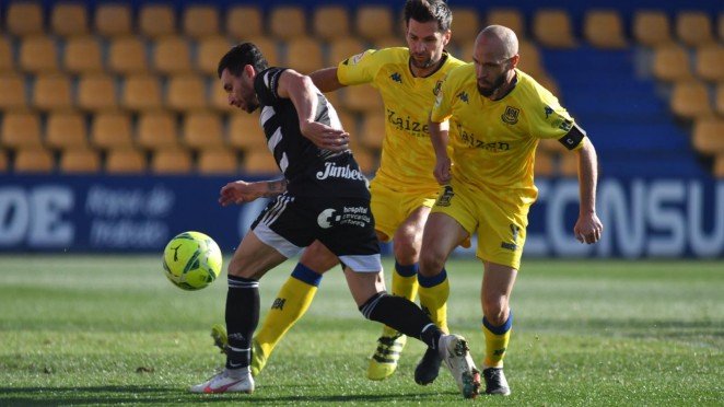 El FC Cartagena despide el 2020 con una derrota en Alcorcón (2-1)