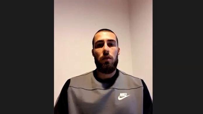 Andújar «Cada salto que damos los defensas es riesgo de amarilla» Andújar «Cada salto que damos los defensas es riesgo de amarilla»