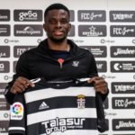Azeez: “Para salir de esta situación tenemos que ayudarnos entre todos y trabajar duro” Azeez: “Para salir de esta situación tenemos que ayudarnos entre todos y trabajar duro”