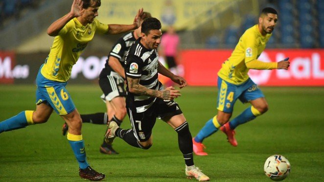 El FC Cartagena cae derrotado en su visita a Las Palmas (2-0)