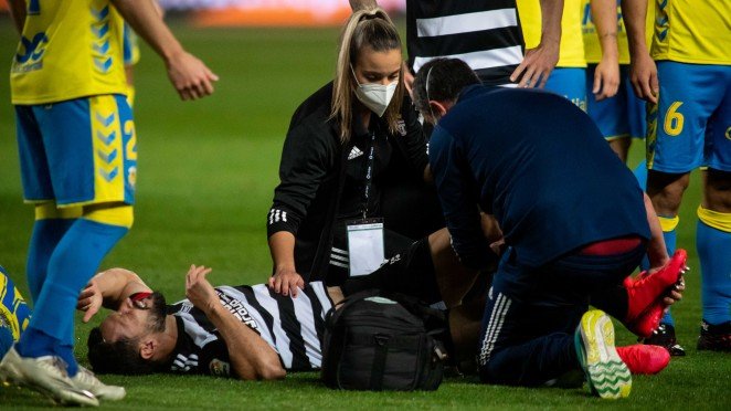 De la Bella sufre una rotura parcial del ligamento cruzado posterior de la rodilla