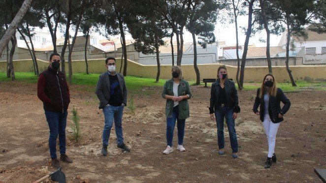 FCC | Business colabora con el Ayuntamiento de Cartagena en la reforestación del albergue de Canteras
