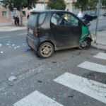La rápida intervención de la Policía Local salva la vida al conductor de un vehículo que acababa de sufrir un infarto La rápida intervención de la Policía Local salva la vida al conductor de un vehículo que acababa de sufrir un infarto