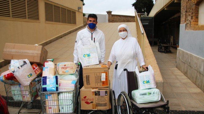 FCC | Business se suma a Parafarmacia 24H para una donación a las «Hermanitas de los Pobres»