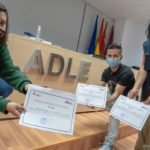 Los 40 alumnos del programa Conecta de la ADLE reciben sus diplomas Los 40 alumnos del programa Conecta de la ADLE reciben sus diplomas
