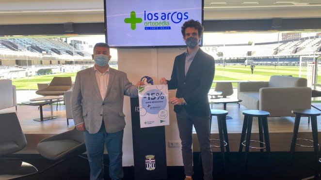 PRACTISER y ORTOPEDIA LOS ARCOS firman un acuerdo de colaboración para beneficiar a sus clientes