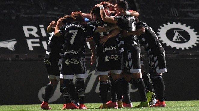 El FC Cartagena termina la temporada con un empate ante el Girona (1-1)