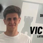 Víctor firma su contrato con el FC Cartagena