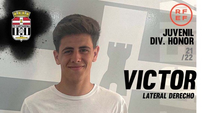Víctor firma su contrato con el FC Cartagena