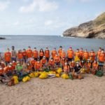 Soltec y ANSE limpian Cala Reona para concienciar de la importancia de cuidar el medioambiente en una iniciativa para La Mar de Músicas