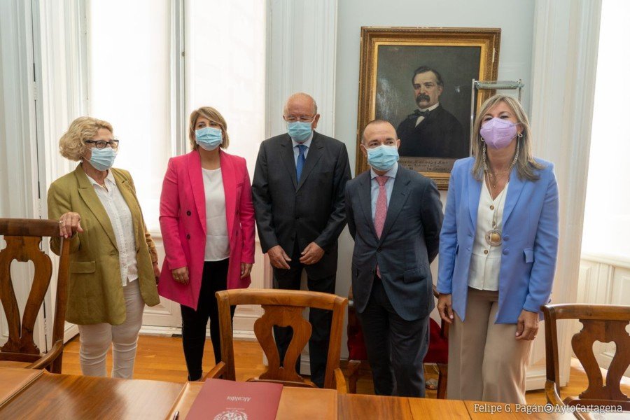 Fundación Cajamurcia y CaixaBank colaboran con el Ayuntamiento de Cartagena para mejorar los Centros Sociales de Mayores