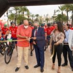 Treinta bomberos cruzan España en bicicleta para ayudar a los niños con cáncer