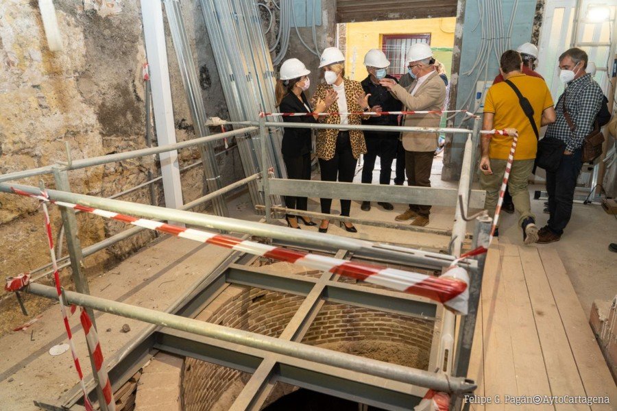 El Gobierno municipal comprueba el buen avance de la rehabilitación de la casa de Isaac Peral