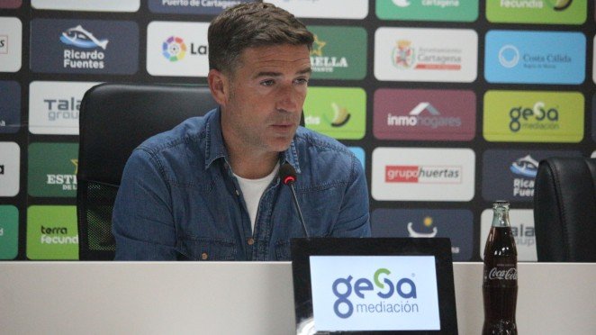 Luis Carrión: “Ayer disfrutamos muchísimo pero eso ya pasó y tenemos que pensar en el Eibar” Luis Carrión: “Ayer disfrutamos muchísimo pero eso ya pasó y tenemos que pensar en el Eibar”