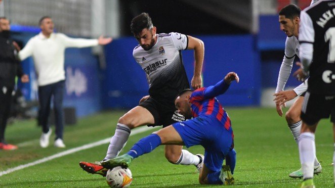 El Efesé pelea hasta el final en Ipurua (2-1) El Efesé pelea hasta el final en Ipurua (2-1)
