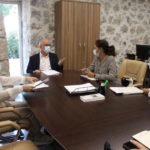 Música en directo, talleres infantiles y artesanía se dan cita este fin de semana en el entorno del Lago