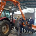 Vía Pública adquiere una nueva desbrozadora para labores de mantenimiento en las carreteras de Cartagena