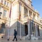 Banderas a media asta en señal de duelo por el fallecimiento del alcalde de Totana Banderas a media asta en señal de duelo por el fallecimiento del alcalde de Totana