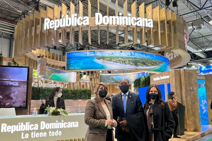Cartagena y República Dominicana mantienen un encuentro de trabajo en FITUR para avanzar con La Mar de Músicas Cartagena y República Dominicana mantienen un encuentro de trabajo en FITUR para avanzar con La Mar de Músicas