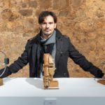 La sala cultural Muralla Carlos III alberga la exposición ‘Soñar, caminar y crecer’ de Fernando Vicente Carreño