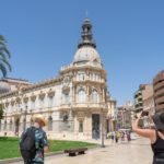 El Ayuntamiento prevé la instalación de cinco aseos públicos en el casco urbano