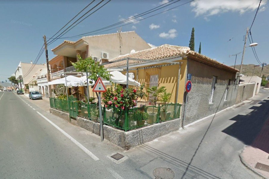 Urbanismo da luz verde a la construcción de un edificio de apartamentos en Isla Plana