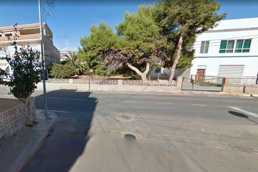 Urbanismo concede licencia para la construcción de un nuevo edificio de apartamentos en Isla Plana