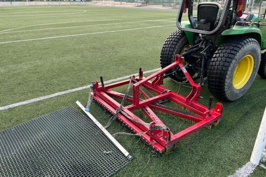 Deportes pone en marcha los trabajos de mejora de cerca de una treintena de instalaciones de césped artificial