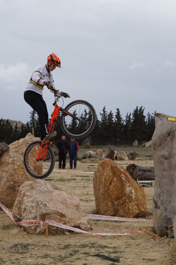 Éxito de participación en el Campeonato de Trial Bici de Los Camachos