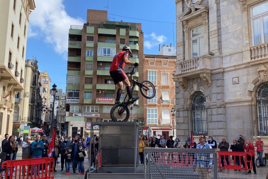 El programa TLA de primavera programa 80 actividades para la juventud cartagenera de abril a junio