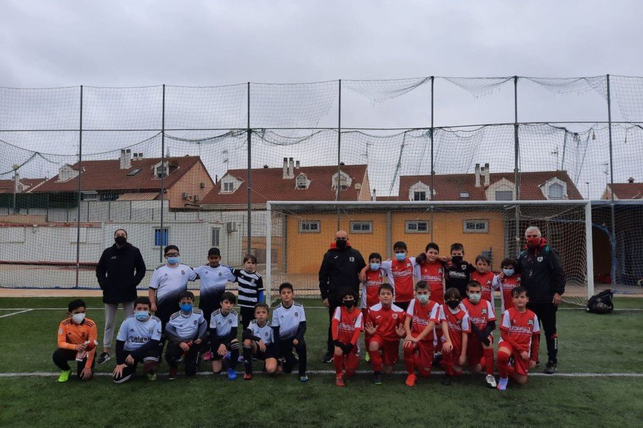E.F.B. San Ginés 82 en fútbol 8 y Evangélico F.C. en fútbol 11, los mejores en la categoría infantil