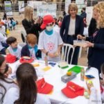 El Ayuntamiento promueve actividades que despierten el interés de las jóvenes de Cartagena por carreras científicas