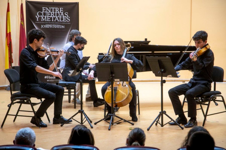 El Auditorio del Conservatorio de Cartagena acogió la final de Música de Cámara de Entre Cuerdas y Metales
