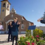 Una placa conmemora la llegada del agua potable a La Puebla hace 50 años