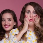 Carolina Iglesias y Victoria Martín cuelgan en El Batel el cartel de ‘no hay billetes’ con ‘Estirando el chicle live’