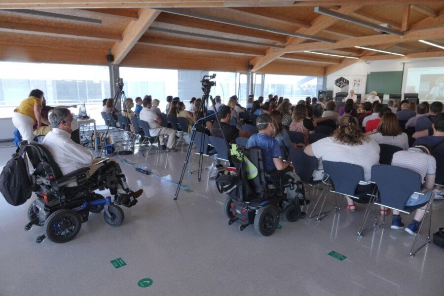 Las Jornadas de Accesibilidad Universal analizan las barreras a eliminar para facilitar la vida de personas con capacidades diferentes Las Jornadas de Accesibilidad Universal analizan las barreras a eliminar para facilitar la vida de personas con capacidades diferentes